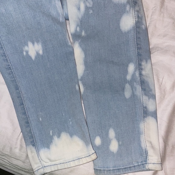 Hollister Jeans - Picture 5 of 10